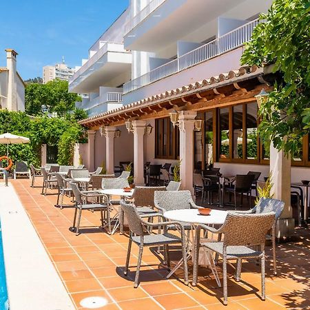 Hotel Gaya Peguera Ngoại thất bức ảnh
