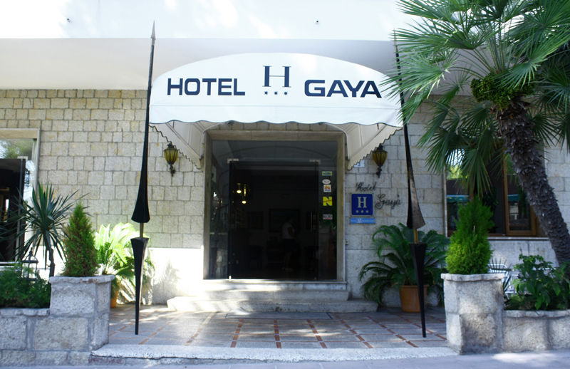 Hotel Gaya Peguera Ngoại thất bức ảnh