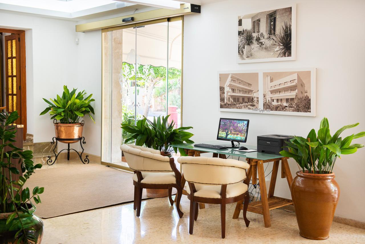 Hotel Gaya Peguera Ngoại thất bức ảnh